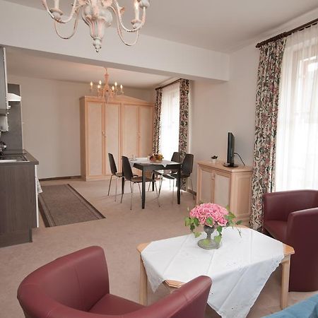 Gasthaus Gasthof Dorfkrug Fulpmes Zimmer foto